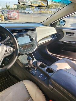 تويوتا أفالون